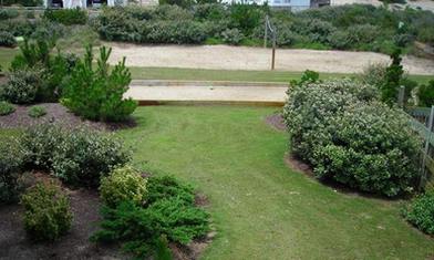 landscaping-corolla-lawn